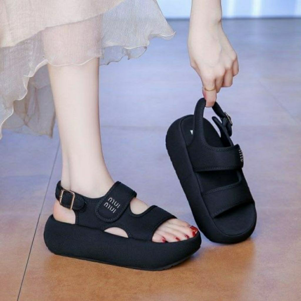 Claude Sepatu Sandal Casual | Sandal Wanita Gaya Retro | Sandal Velcro | Sandal Ringan