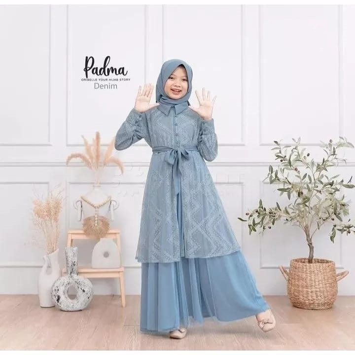 Gamis Anak Muslimah Padma Denim Biru Muda Motif Bordir Lengan Panjang Hijab
