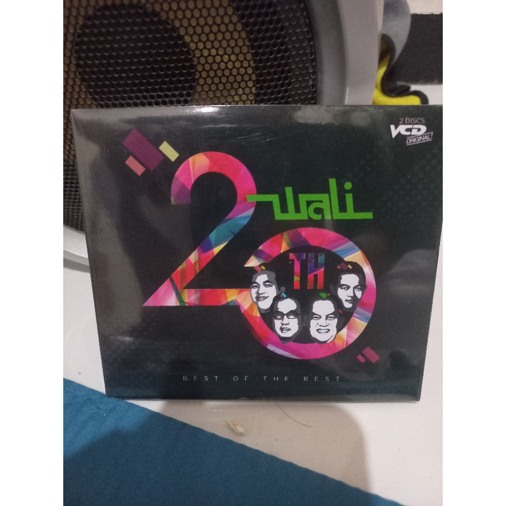 CD WALI - VCD  BEST OF THE BEST - 20 THN WALI - wali band