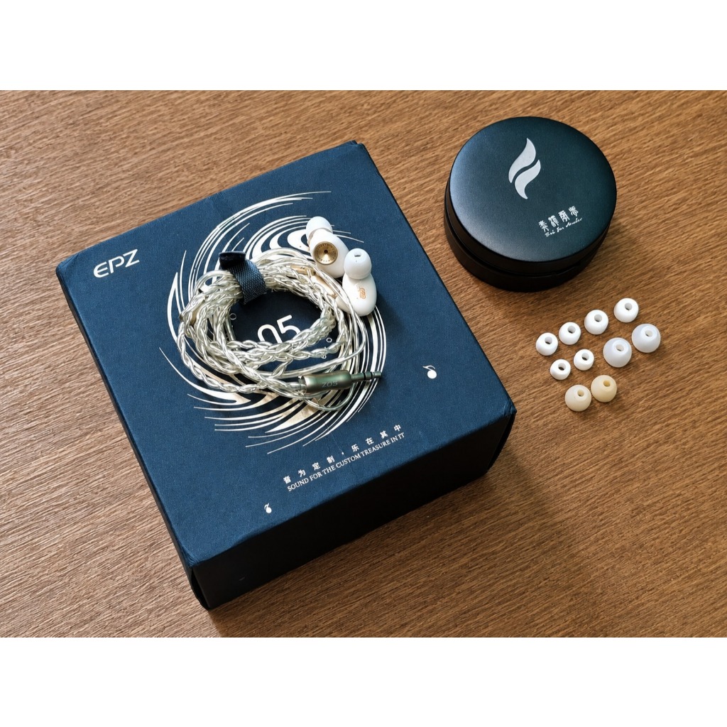 EPZ Q5 Earphone HIFI Ceramic Carbon Nano Moving Coil In Ear Monitor (IEM)