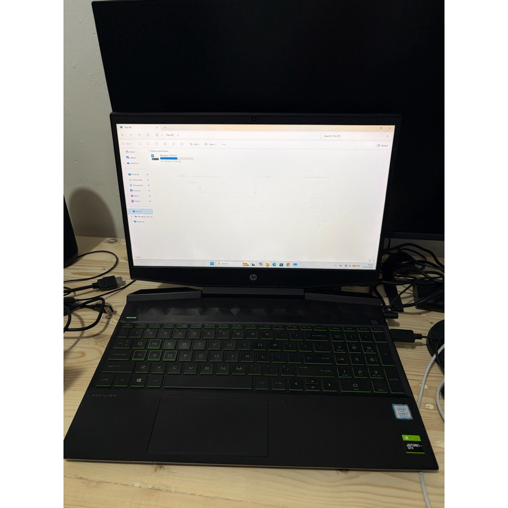 HP Pavilion Gaming 15-dk0042tx GTX 1650 second