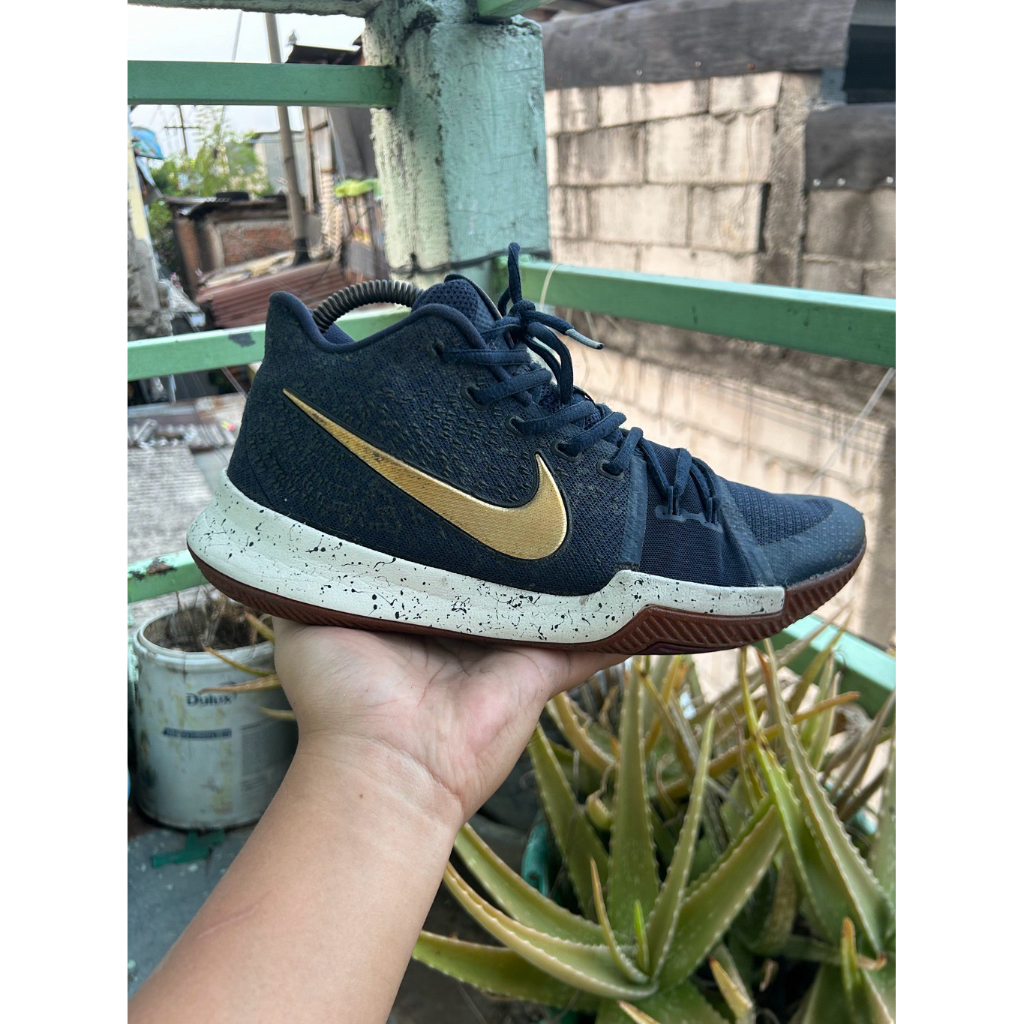 Nike Kyrie 3 Obsidian Blue Metalic Gold Basket Sneakers Original Sepatu Basket Size 42