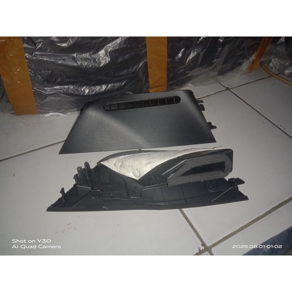 Cover Segitiga pilar kaca Honda jazz GK 5 original