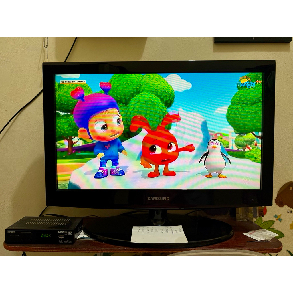 [Second] TV LCD Samsung Analog 26 inch Normal + Set box Apple TV