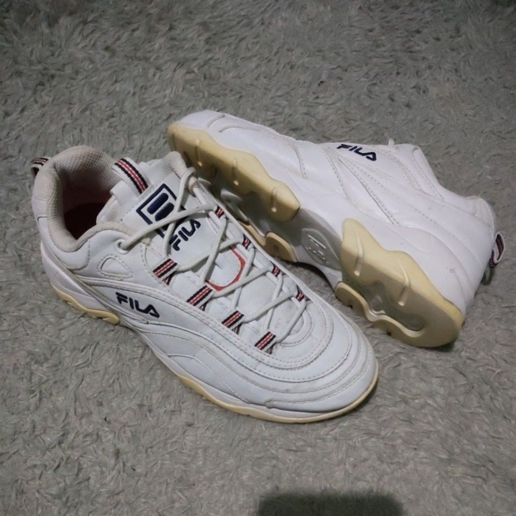 Sepatu Second Fila