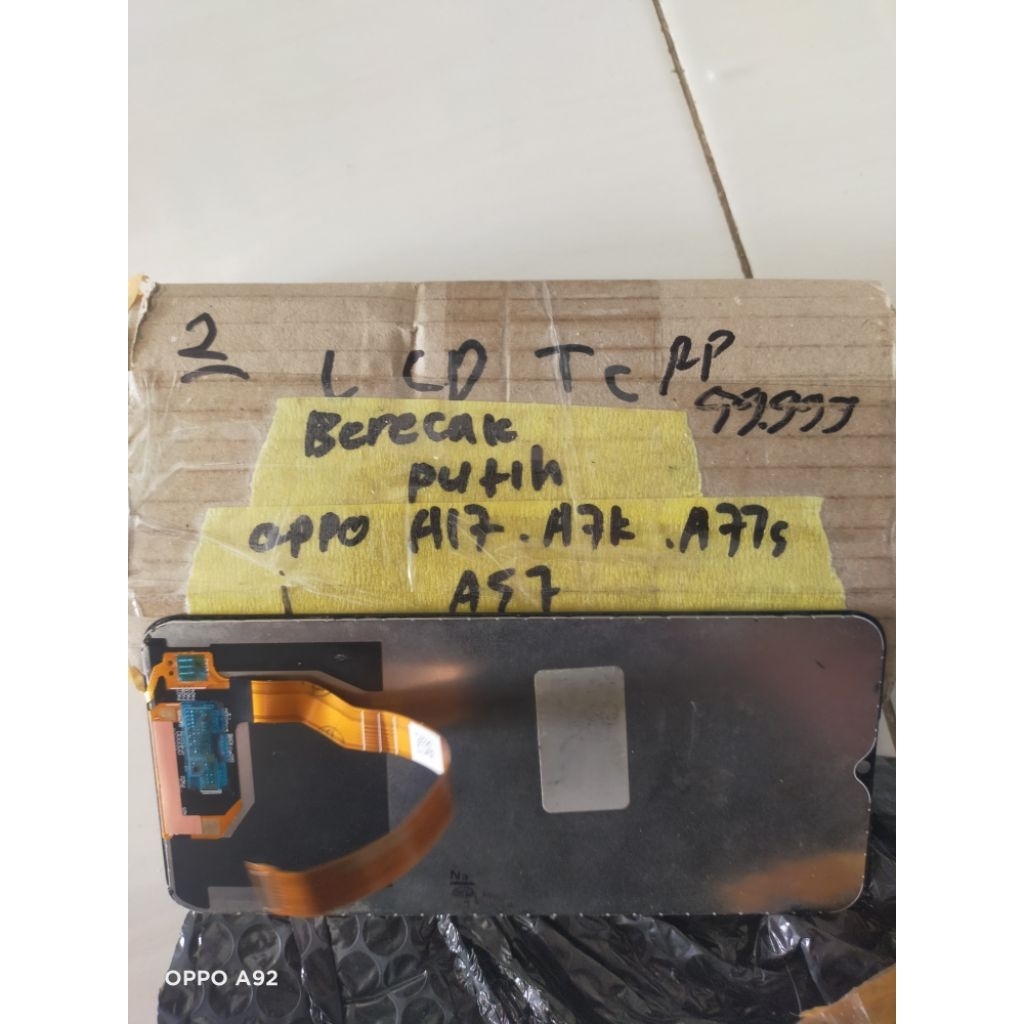 LCD TC HP OPPO A17. A7K. A77S. A57. minus bercak putih TPI normal oke