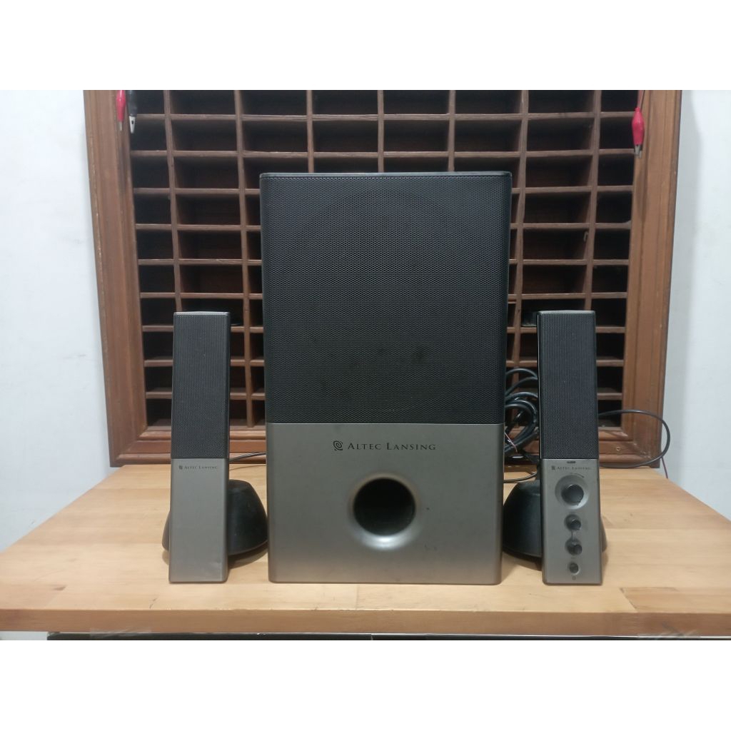 Speaker Aktif Multimedia Altec Lansing VS4121 ( 6,5" inch ).