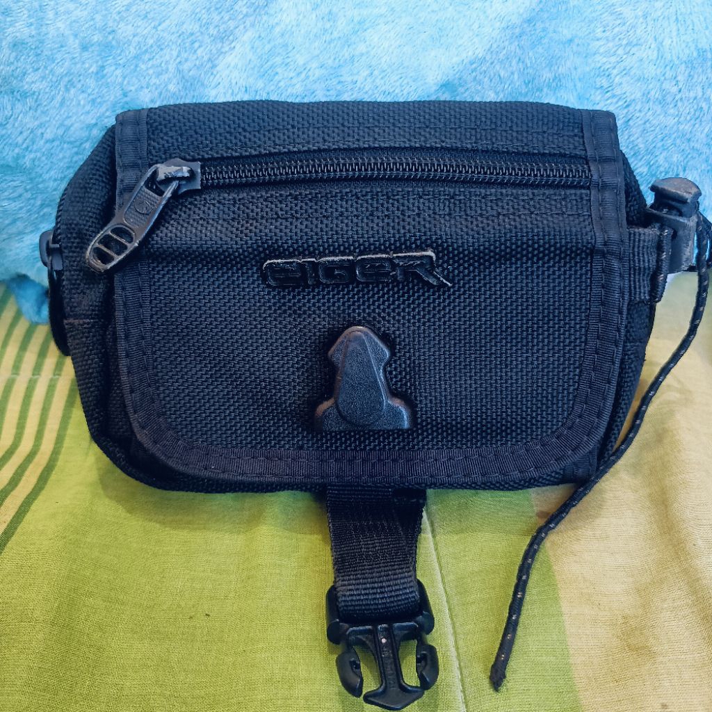 Tas ikat pinggang Eiger second