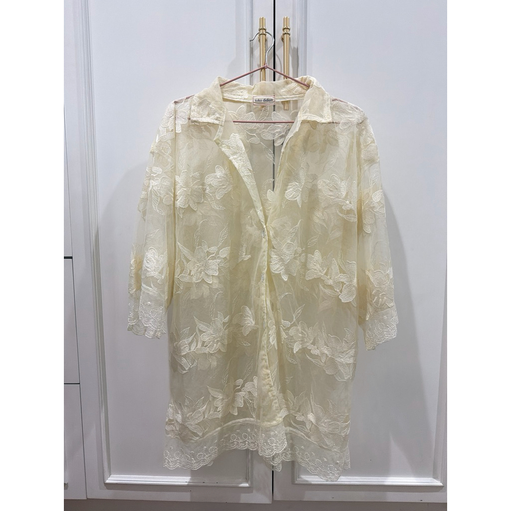 TOKODIDIYO LACE OUTER (PRELOVED)