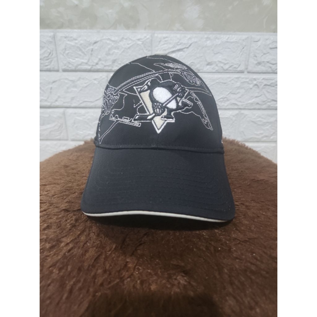 Reebok x NHL Pittsburgh Penguins Baseball Cap