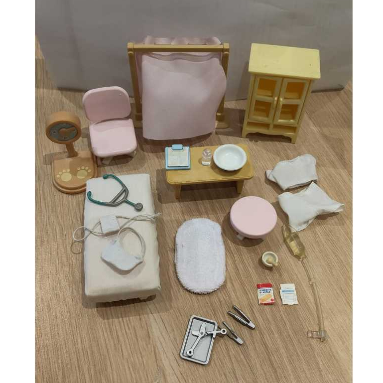 Sylvanian Clinic Perabot set