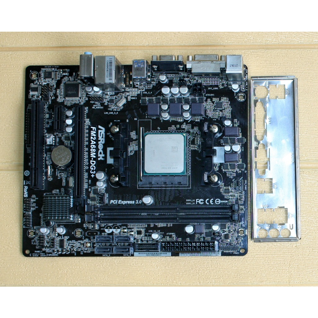 PAKET AMD FM2+ MOBO ASROCK  FM2A68M-DG3+ + PROCESSOR AMD A8 7680 APU WITH RADEON R7 MOBO PROC MURMER