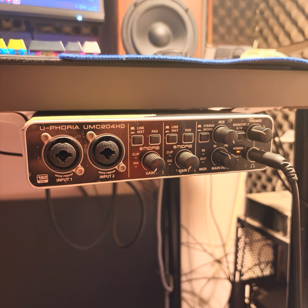 soundcard behringer umc204hd