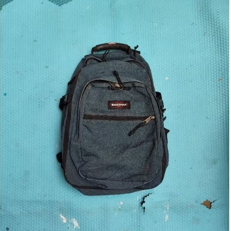 Backpack/Ransel/Tas Pria Cowok/Tas Kerja Kuliah Sekolah Second Ori Brand EASTPAK