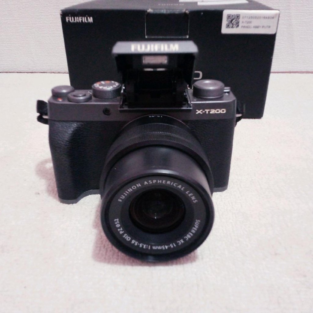 FUJIFILM X-T200 LENSA 15-45MM KAMERA MIRRORLESS CAMERA SECOND
