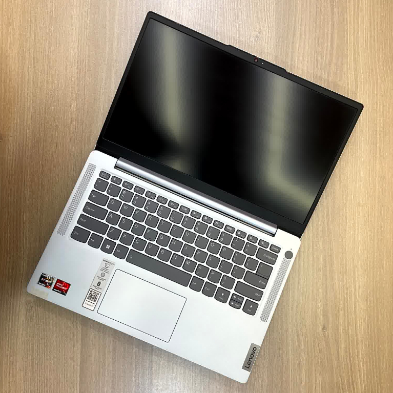 Laptop Lenovo Ideapad Slim 5 light 14ABR8, Amd ryzen 7 7730U (8/512)