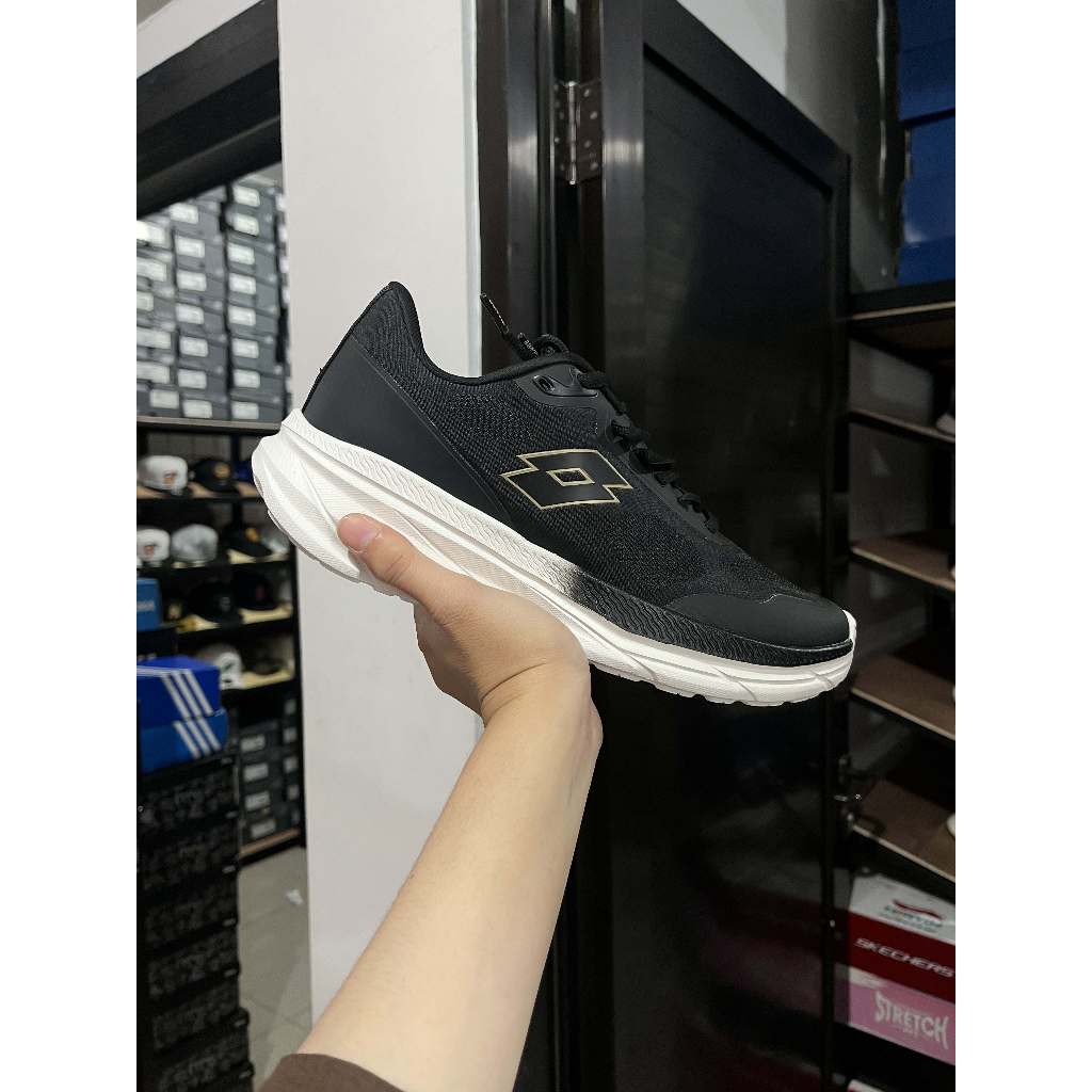 SEPATU RUNNING LOTTO FLORES BLACK MEN'S ORIGINAL LOTRU250726B
