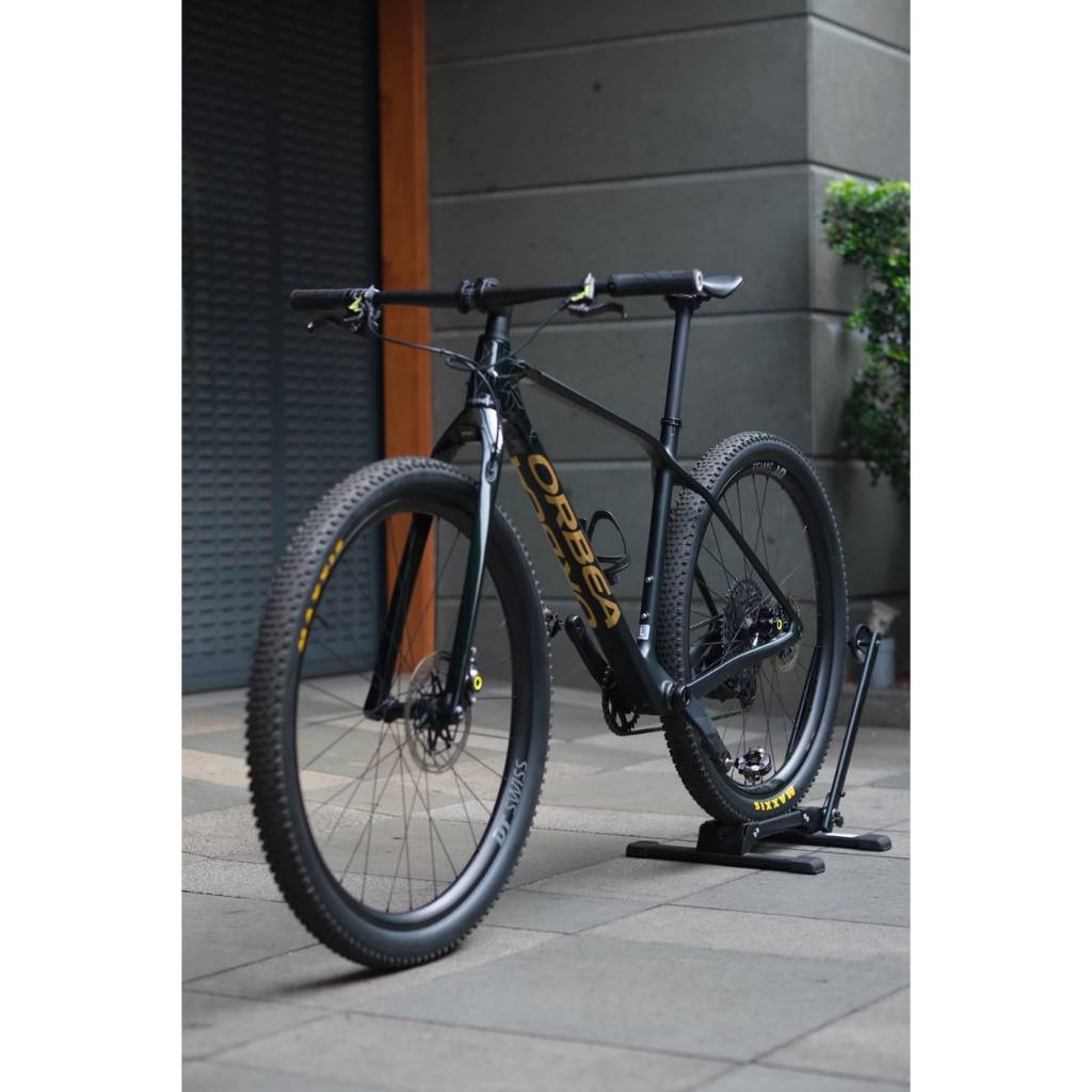 (PRELOVED) Orbea Alma OMX with Orbea Rigid Fork  ( Rigid Fork Original Orbea with carbon OMX )