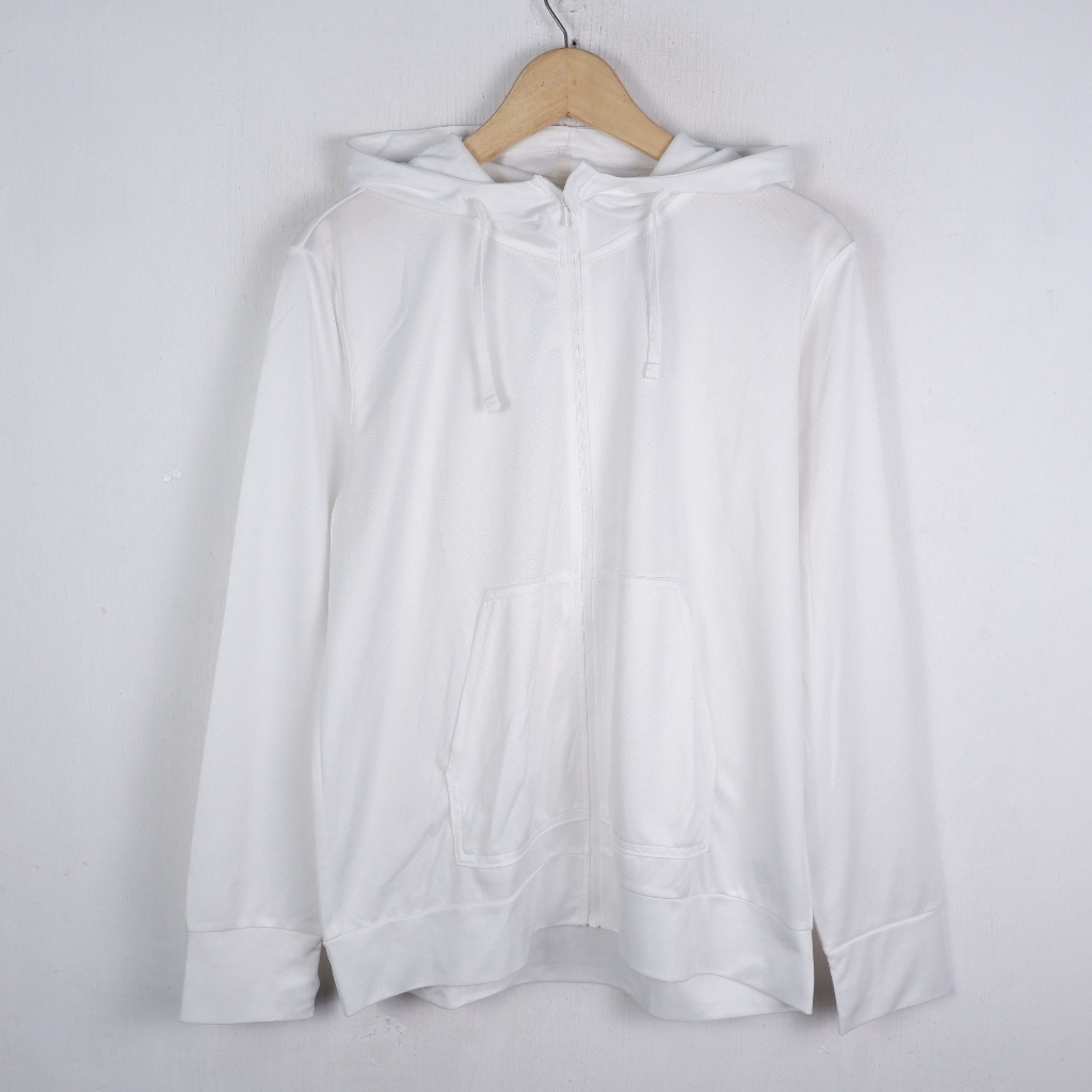 JAKET GU ACTIVE BY UNIQLO ULTRA STRETCH ZIP HOODIE AIR126 SIZE L