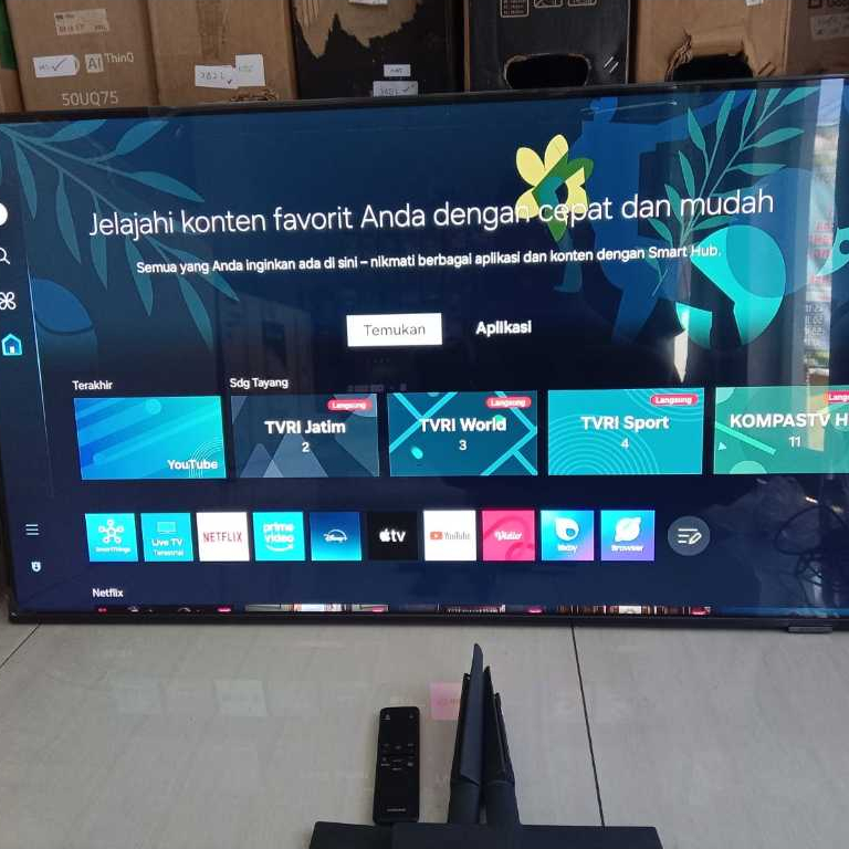 SMART TV LED SAMSUNG 43 INC UHD 4K 43DU8000 KONDISI BEKAS MASIH SEGEL (185L)