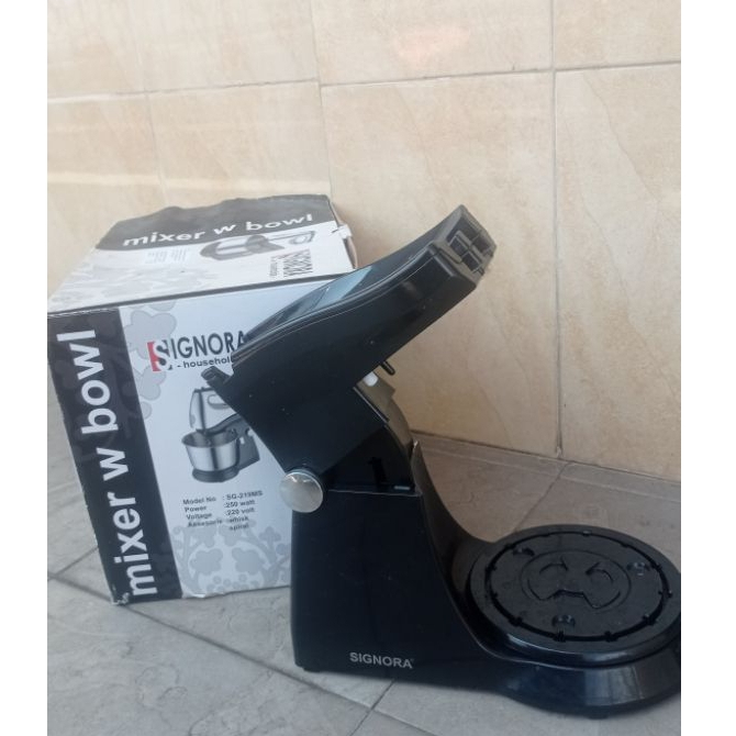 Standing mixer Signora W bowl preloved (100% ORI Signora).Dudukan mixer with bowl Signora+Bowl