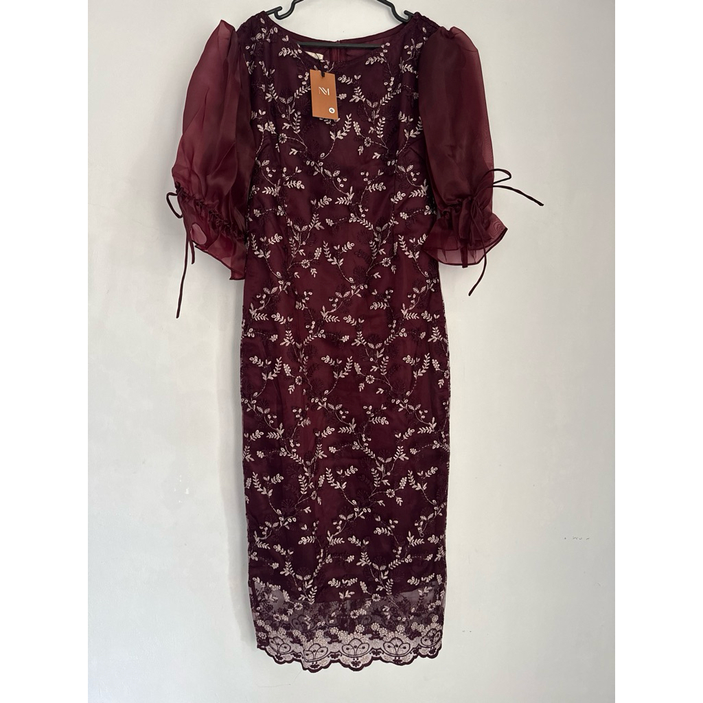 Miss Nomi Lumina Dress