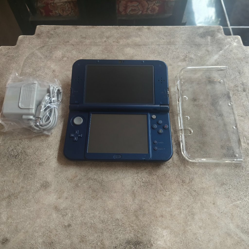 New Nintendo 3DS XL Metallic Blue OFW CFW Luma by request 32GB 00