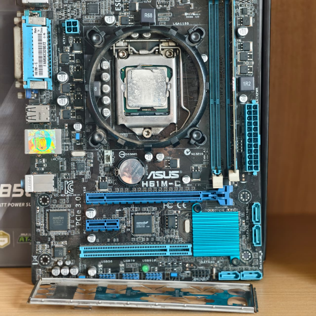 Paket mainboard prosesor intel core i7 gen3