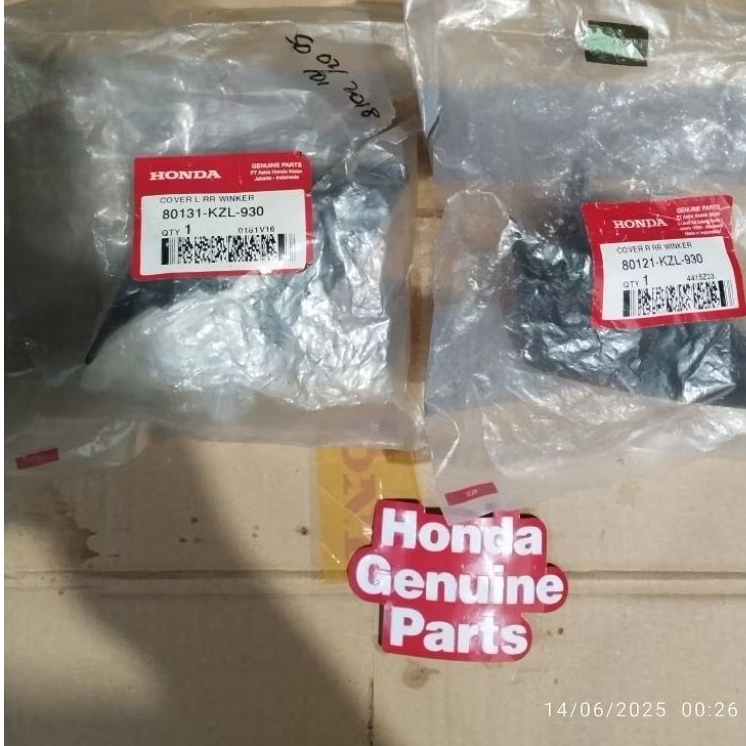 80131KZL930 & 80121KZL930 / COVER SEIN SET KIRI KANAN SPACY