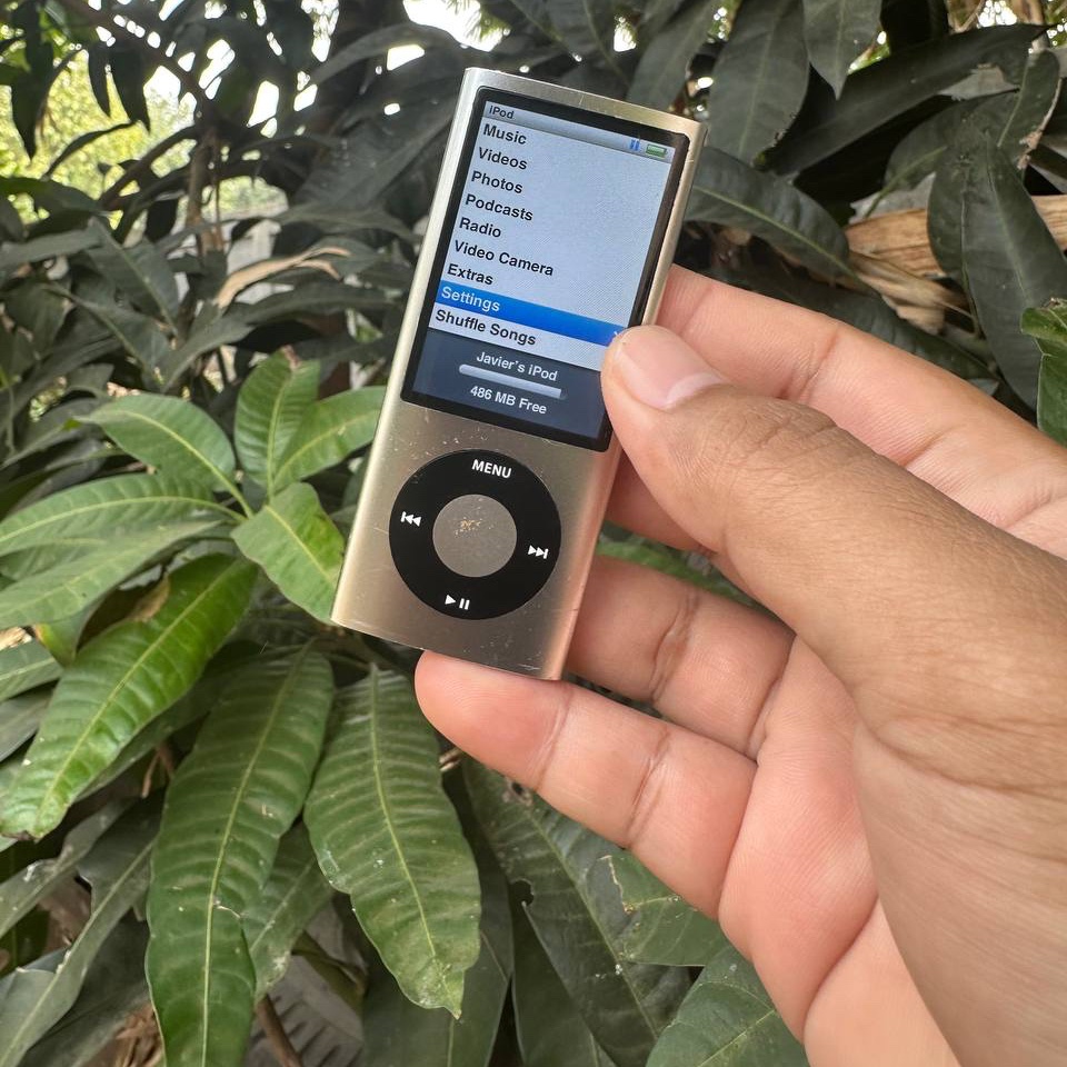 iPod Nano 5th gen 8GB Silver