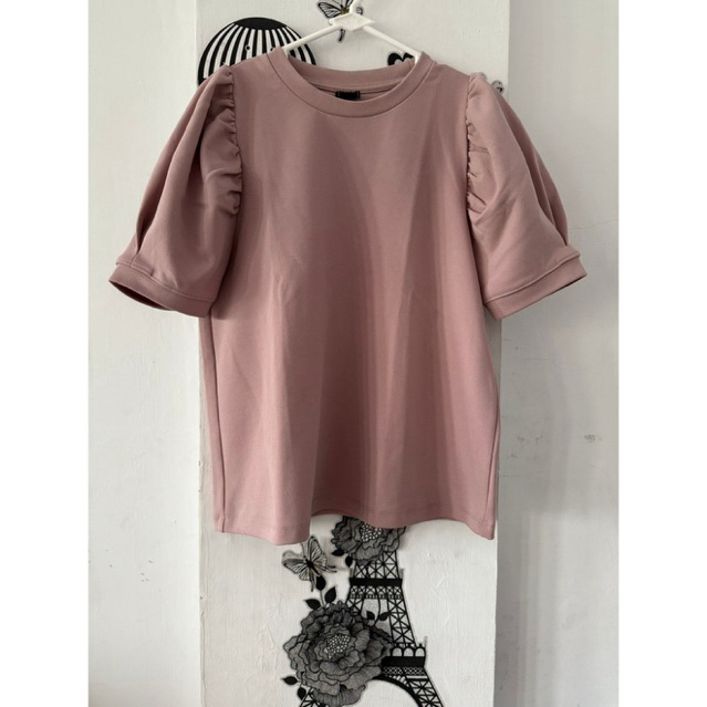 Preloved Baju wanita atasan brand Iora size S