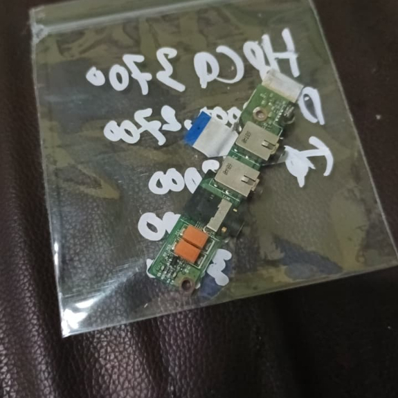HP Compaq 3700, DV2000, V3000, V3500, V3700 small bord hub