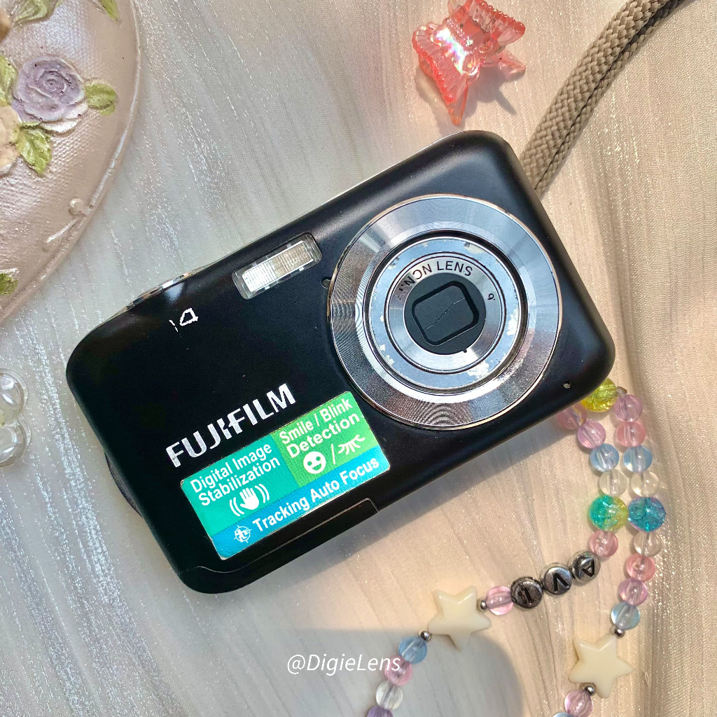 [ DigieLens] Digicam Fujifilm Finepix JV200 Black Digicam murah