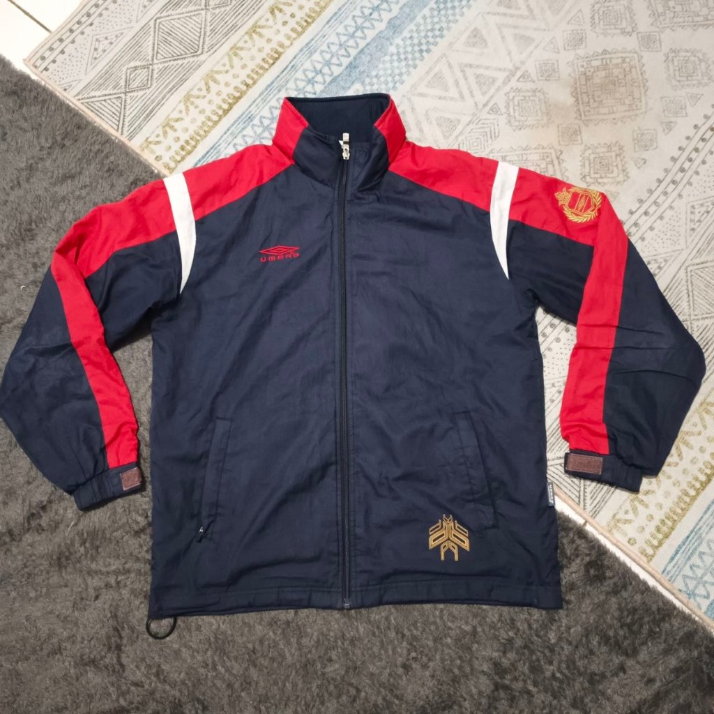 UMBRO WINDBREAKER SIZE S FIT M