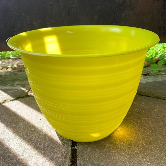 Sunlife - Pot Bunga - Pot Tawon - Pot Tanaman Hias - Pot Tawon Warna Warni - Pot Hias - Pot Bunga - 