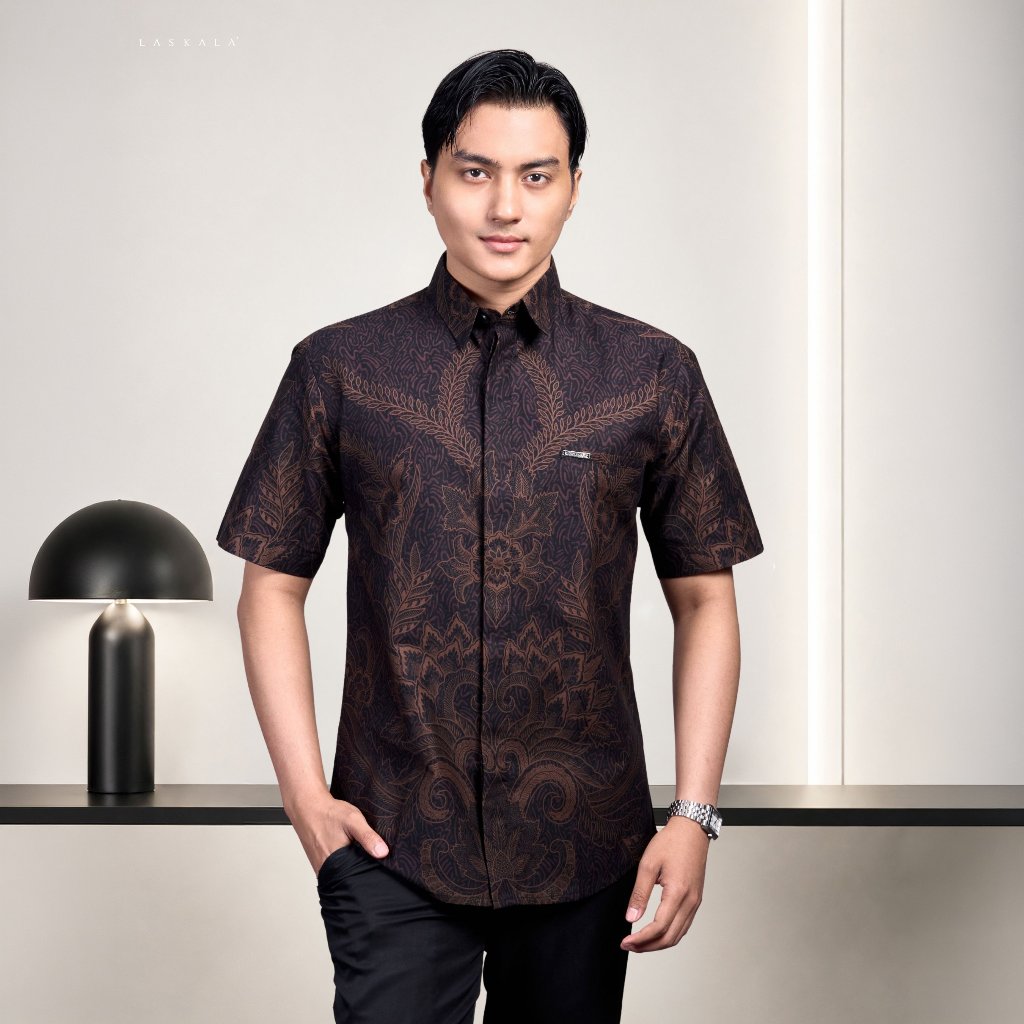 Laskala Batik Premium Gatra Kemeja Batik Pria Slimfit Lengan Pendek