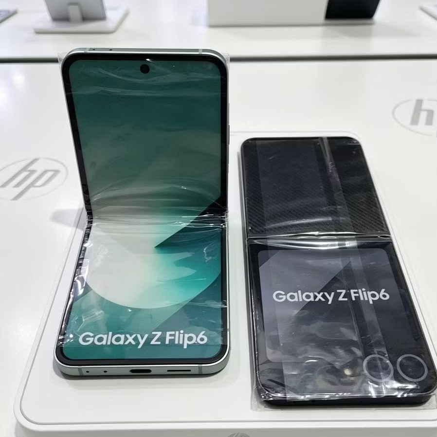 Hp Dummy Hp pajangan Samsung Galaxy Z Flip6 / Z Flip 6