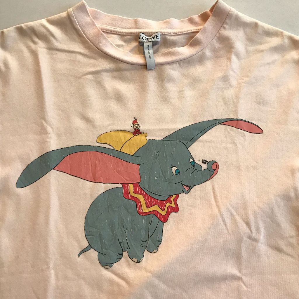 Vintage Loewe Tshirt Elephant made in portugal tee tshirt Beige colorway Size Small 
With Scars