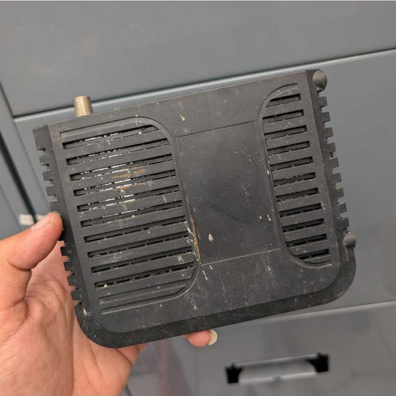 Cable Modem Router Cisco DPC2320 DOCSIS 2.0 Gateway Bekas Normal Unit Only