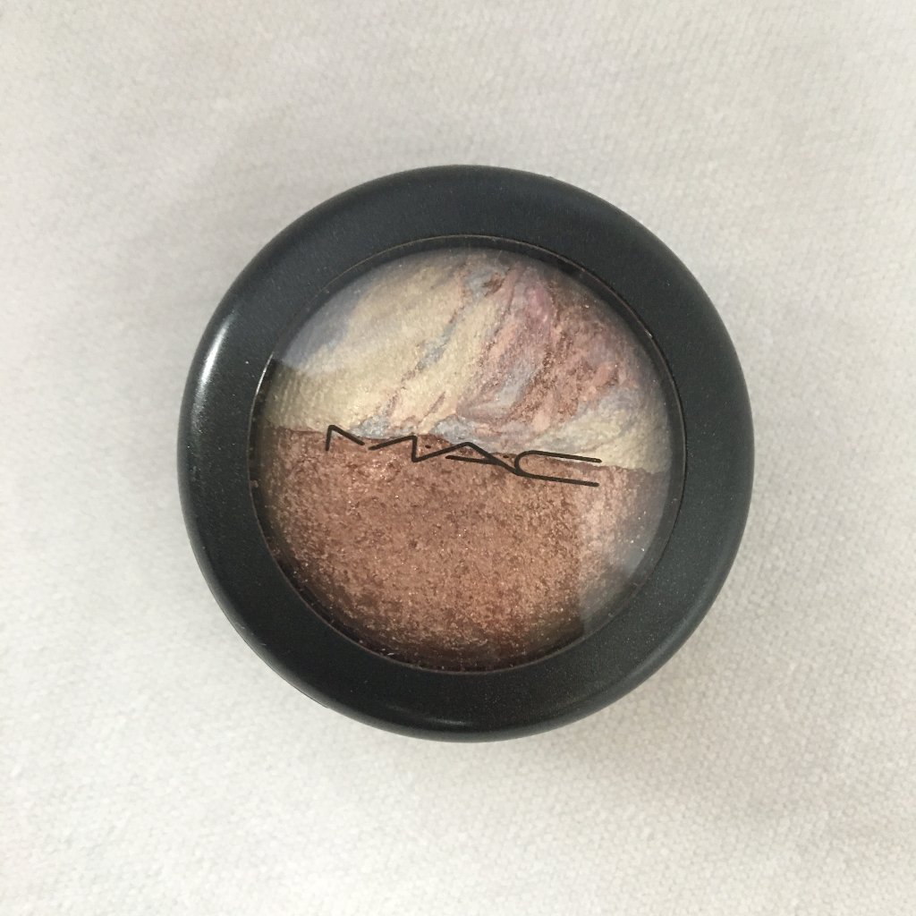 PRELOVED MAC Eyeshadow Original Ori (Kode stok: EL57L)