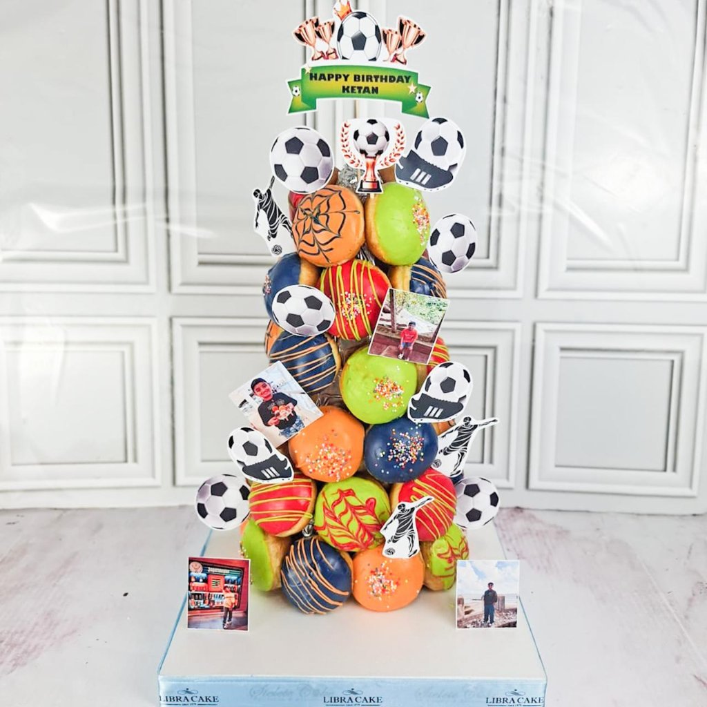 Donat/Donat Tower/Donat Tower Tema Bola/Donat Jakarta