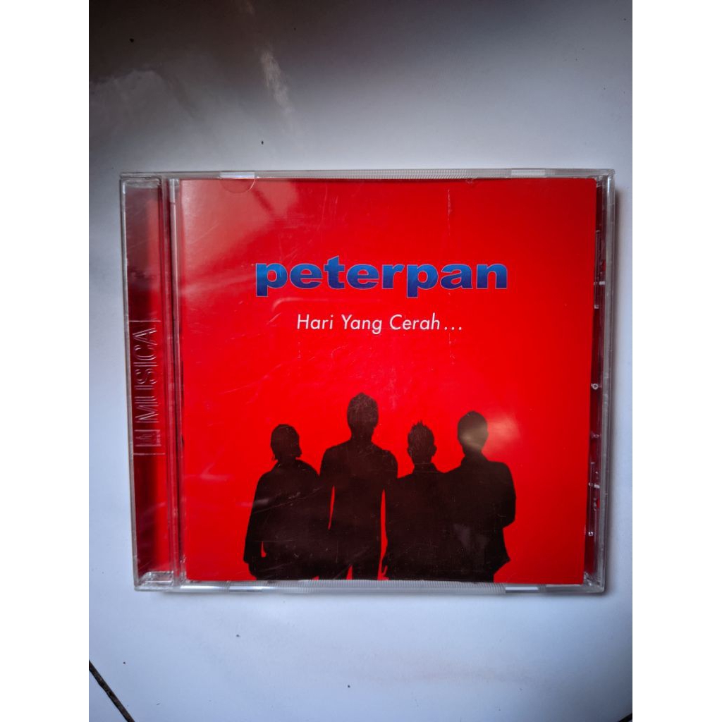 CD Peterpan Hari yang cerah