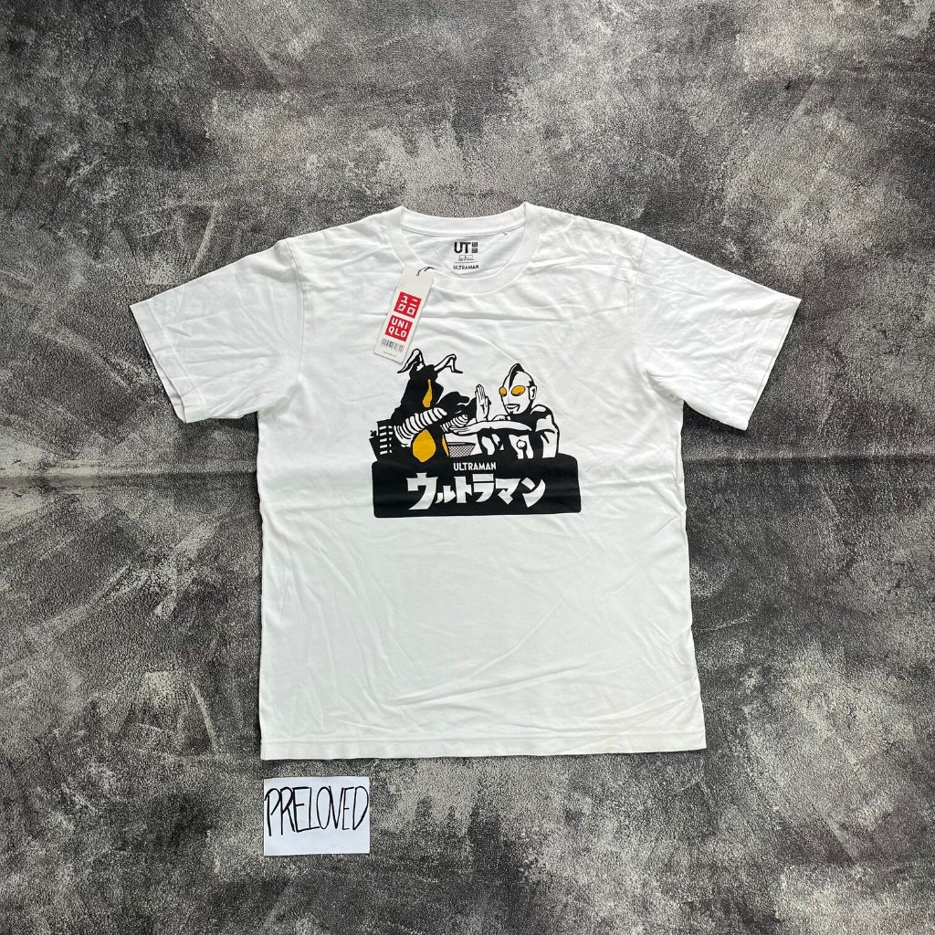 Tshirt Uniqlo UT x Ultraman Kaos Putih ukuran L