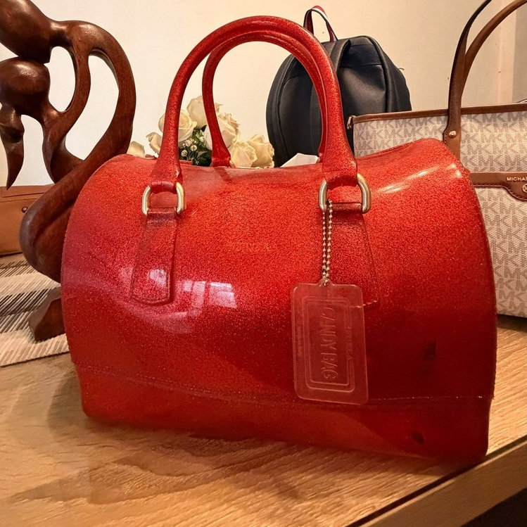 Furla Candy Bag Glitter Red PRELOVED BAG ORIGINAL - Tas Preloved Koleksi Pribadi