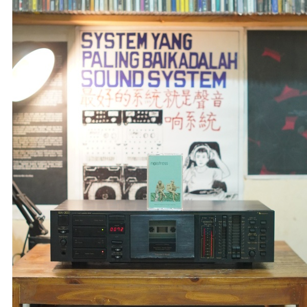 TAPE DECK NAKAMICHI BX 300 3 HEAD DUAL CAPSTAN (STEREO CASSETTE DECK)