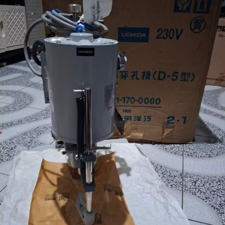 Paper Drill UCHIDA D-5 / Mesin Bor kertas UCHIDA D-5