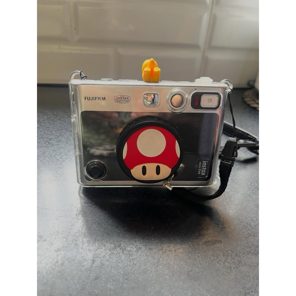 FUJIFILM MINI EVO // kamera instax