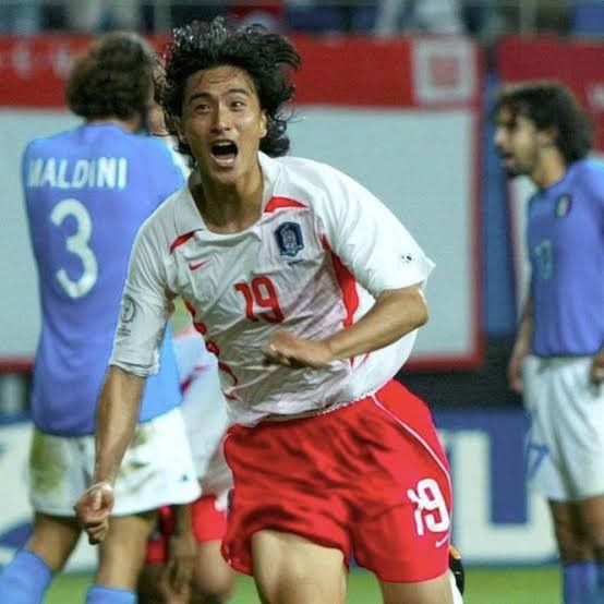 Celana Bola Timnas Korea Selatan Korsel Away 2002/2004 2nd #19 A.J.Hwan Very RARE Original