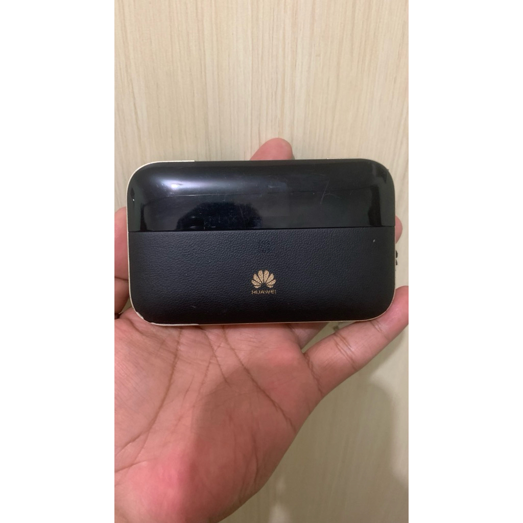 Huawei WiFi Pro 2 E5885Ls-93a
