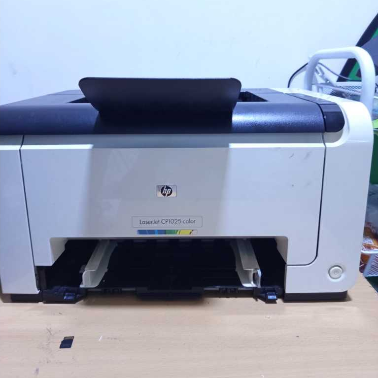 Printer LaserJet CP1025 Warna Toner Full BEKAS